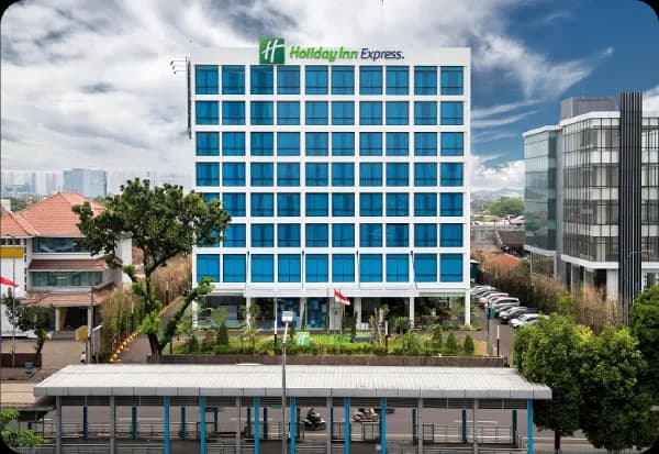 HOTEL HOLIDAY INN MATRAMAN